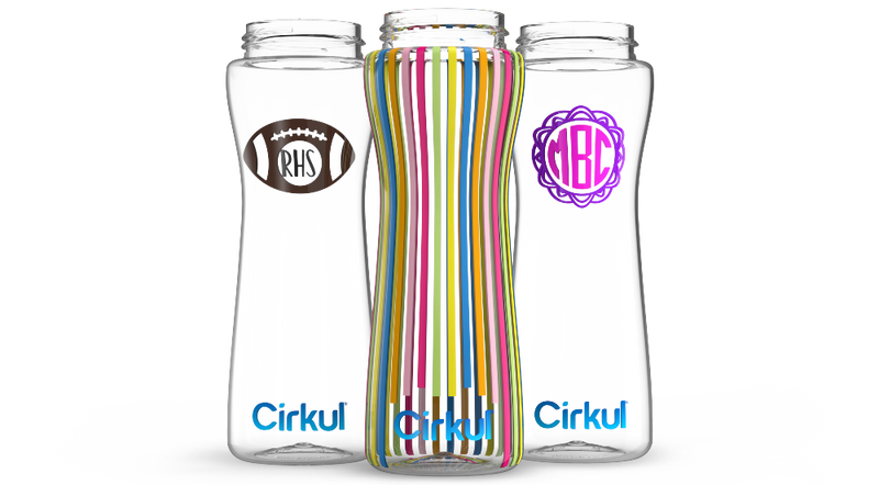 Custom 22oz. Plastic Bottle & Comfort Grip Lid IXLT
